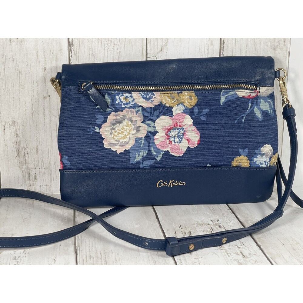 Cath Kidston Blue Floral Cotton Crossbody Flap Messenger Bag Lots Of Pockets